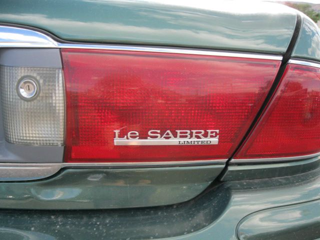 Buick LeSabre 2003 photo 1