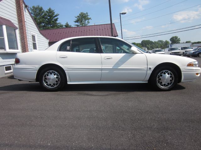 Buick LeSabre 2003 photo 1