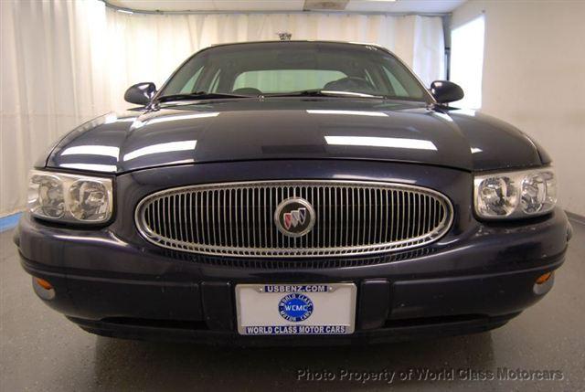 Buick LeSabre 2004 photo 1