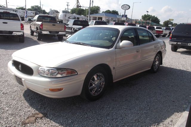 Buick LeSabre 2004 photo 2