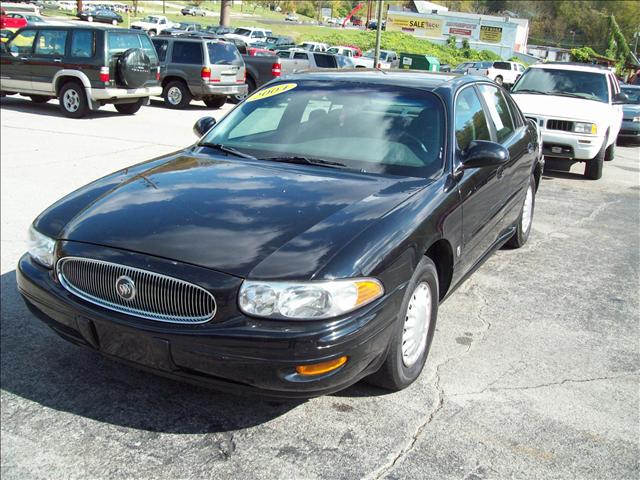 Buick LeSabre 2004 photo 1