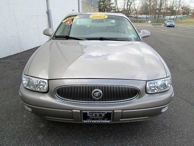 Buick LeSabre 2004 photo 1