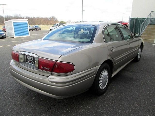 Buick LeSabre 2004 photo 2