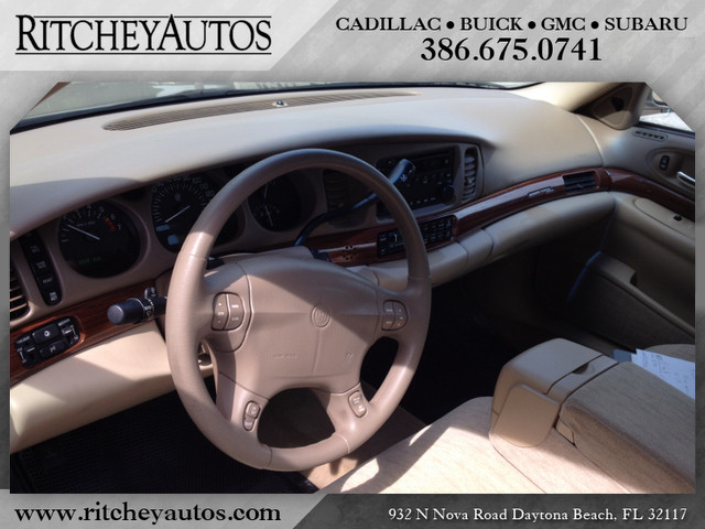 Buick LeSabre 2004 photo 3