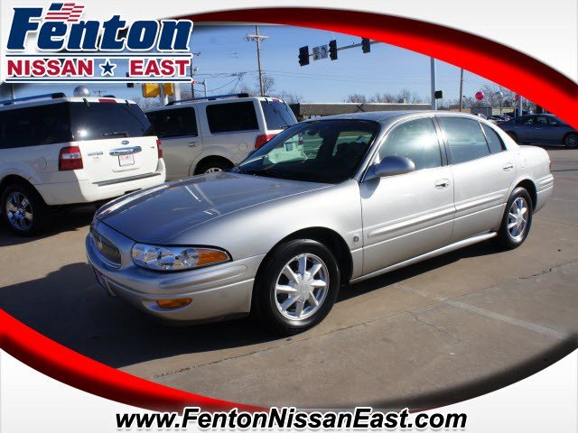 Buick LeSabre 2004 photo 2