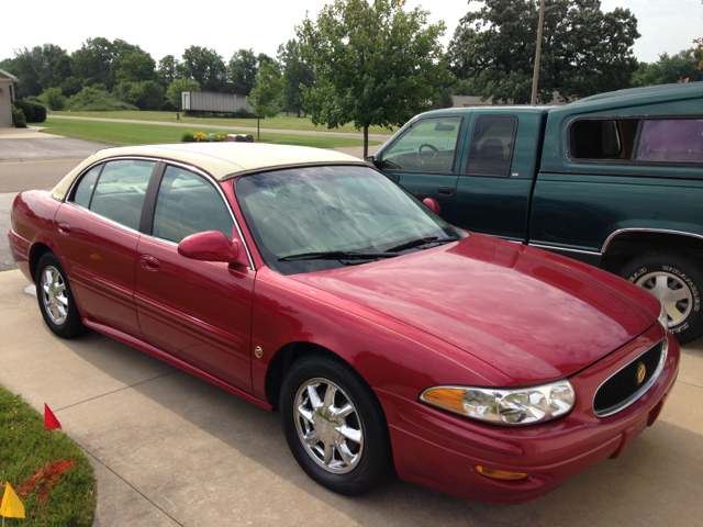 Buick LeSabre 2004 photo 1