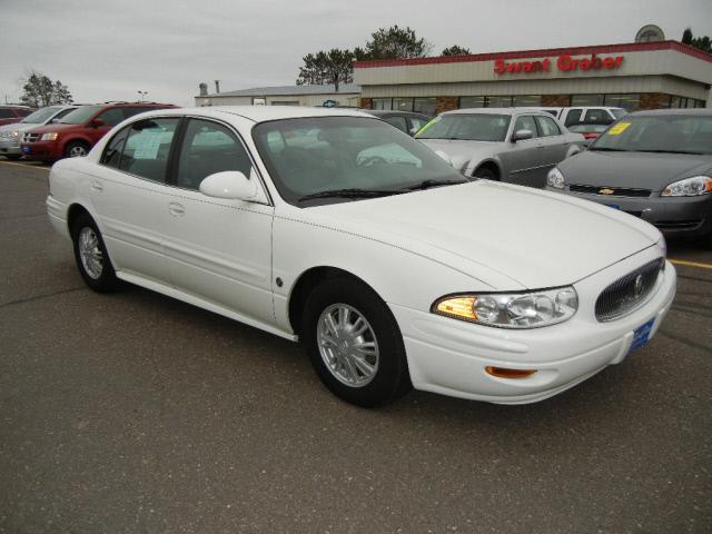 Buick LeSabre 2004 photo 3