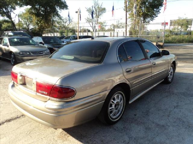Buick LeSabre 2004 photo 2