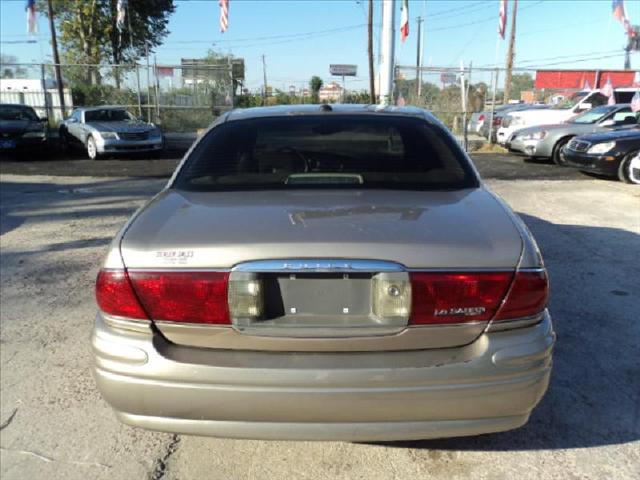 Buick LeSabre 2004 photo 3