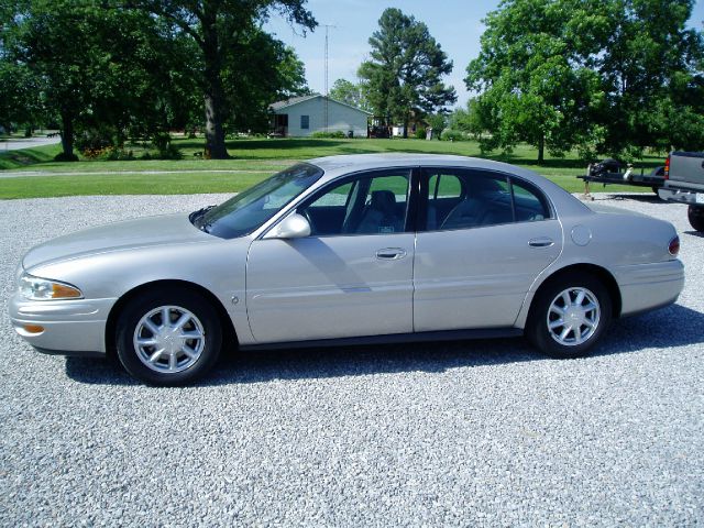 Buick LeSabre 2004 photo 1