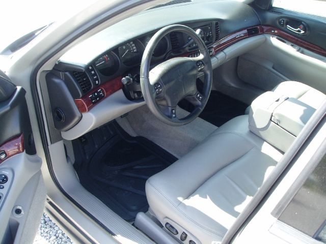 Buick LeSabre 2004 photo 3