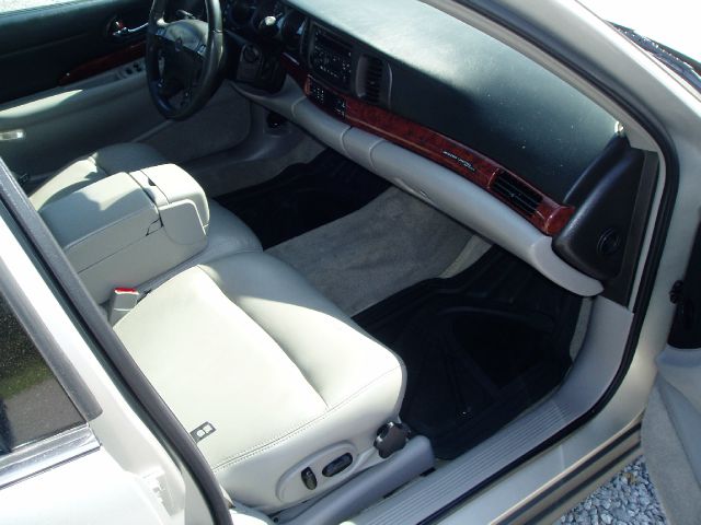 Buick LeSabre 2004 photo 4