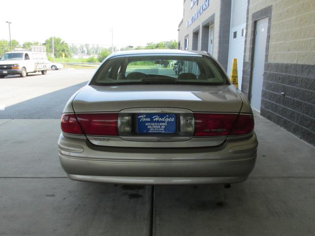 Buick LeSabre 2004 photo 3