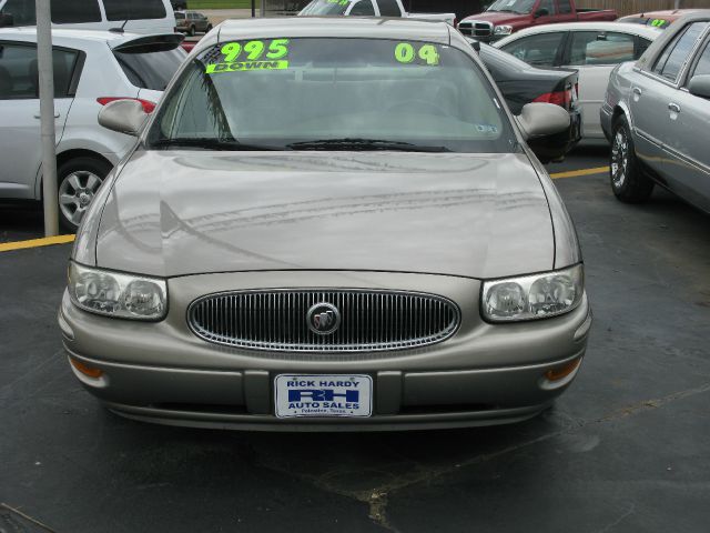 Buick LeSabre 2004 photo 1