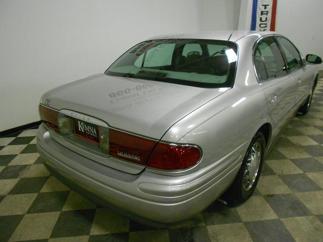 Buick LeSabre 2004 photo 3