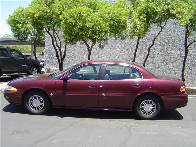 Buick LeSabre 2004 photo 1
