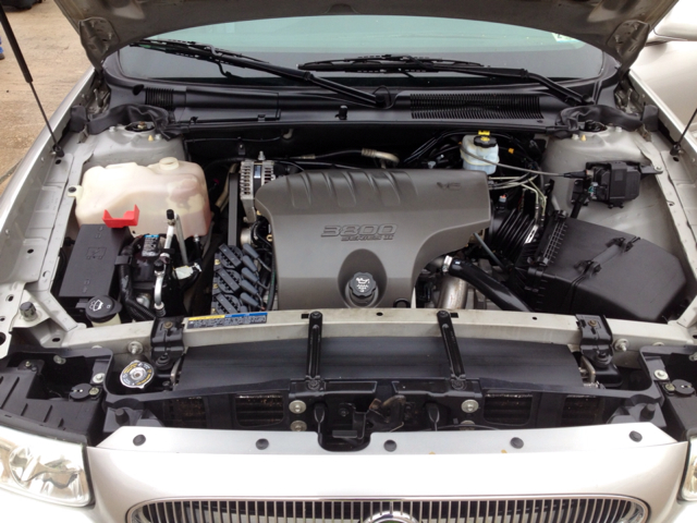 Buick LeSabre 2004 photo 3