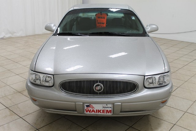 Buick LeSabre 2004 photo 1