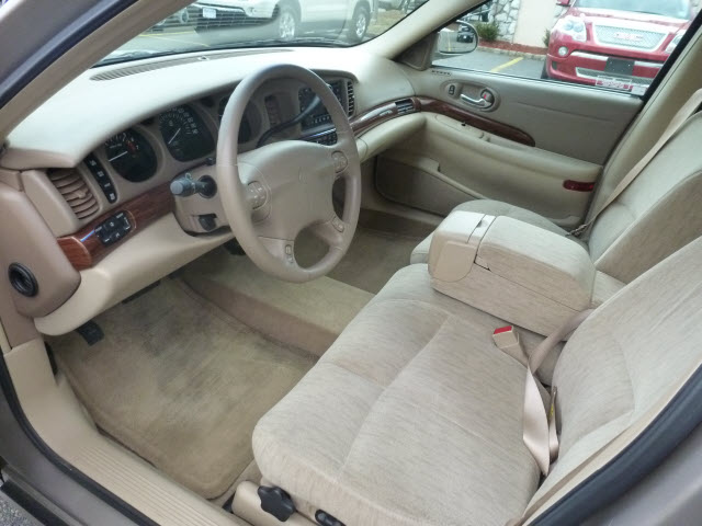 Buick LeSabre 2004 photo 4