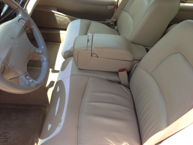 Buick LeSabre 2004 photo 4