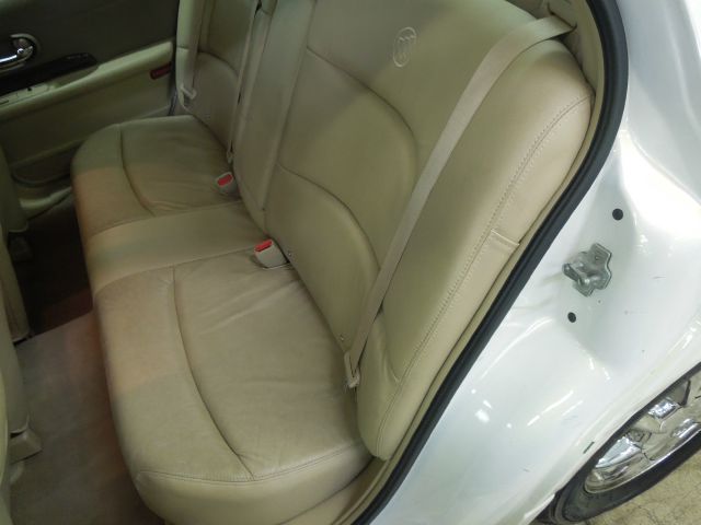 Buick LeSabre 2004 photo 4