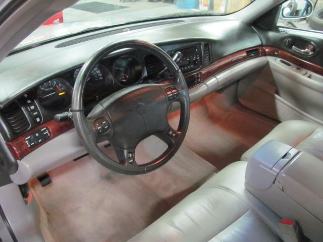 Buick LeSabre 2005 photo 1