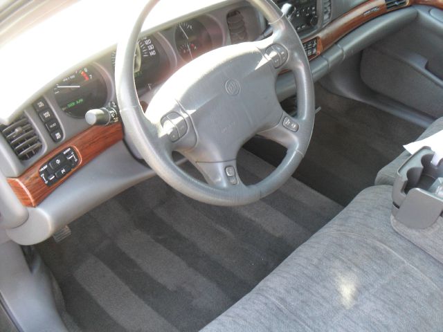 Buick LeSabre 2005 photo 3