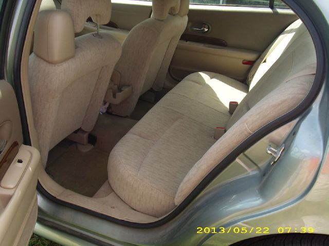 Buick LeSabre 2005 photo 1
