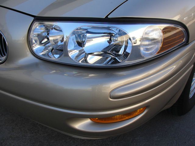 Buick LeSabre 2005 photo 1