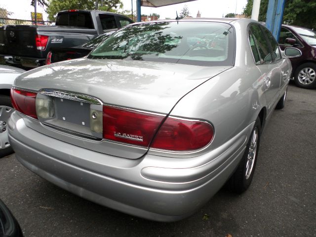Buick LeSabre 2005 photo 3