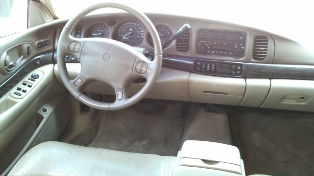 Buick LeSabre 2005 photo 3