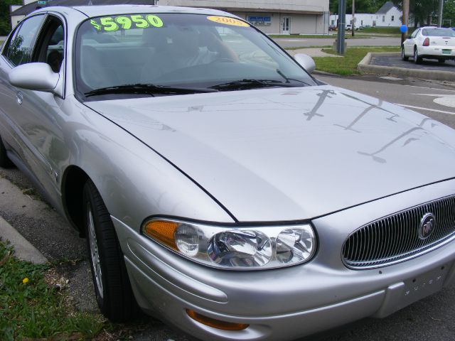 Buick LeSabre 2005 photo 2