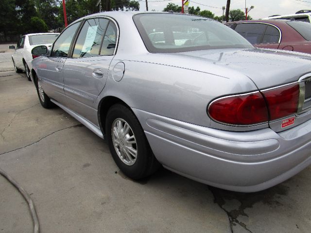 Buick LeSabre 2005 photo 1