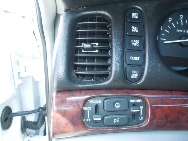 Buick LeSabre 2005 photo 6