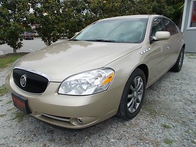 Buick Lucerne GL Sedan 4D Sedan