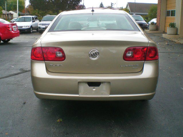 Buick Lucerne 2006 photo 2