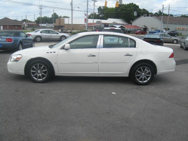 Buick Lucerne 2006 photo 2