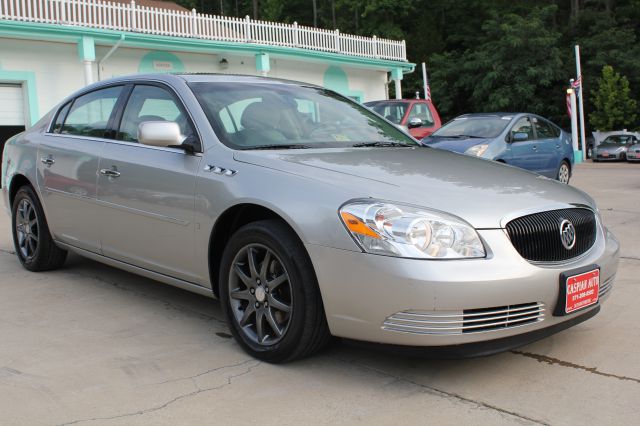 Buick Lucerne 2006 photo 2