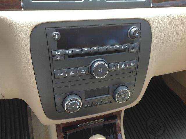 Buick Lucerne 2006 photo 1