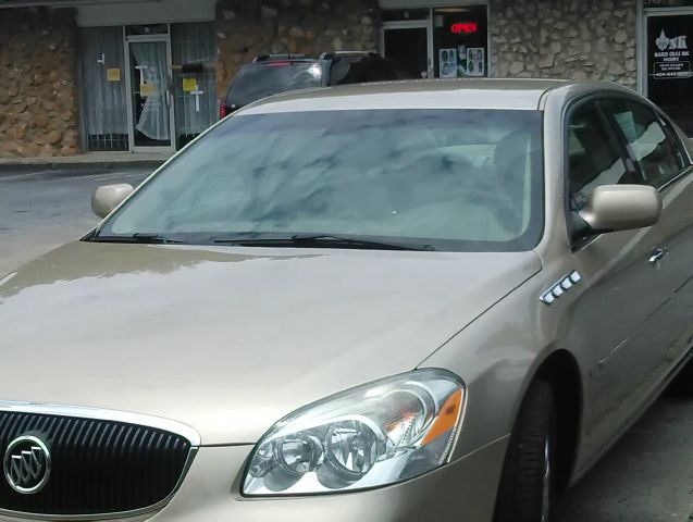 Buick Lucerne 2006 photo 2
