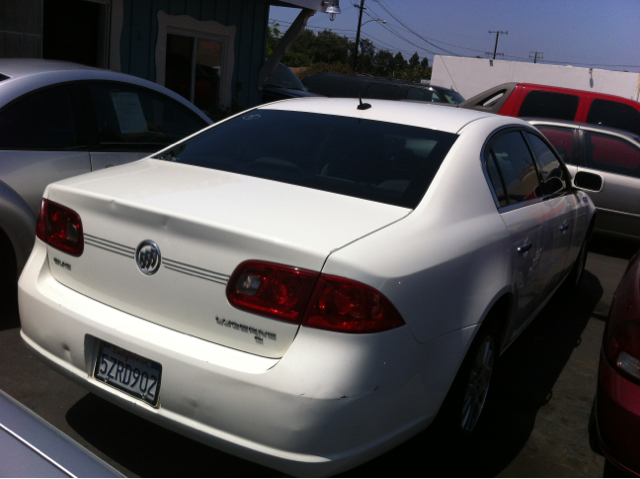 Buick Lucerne 2006 photo 1
