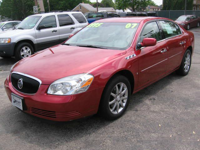 Buick Lucerne MARK Levinson Sedan