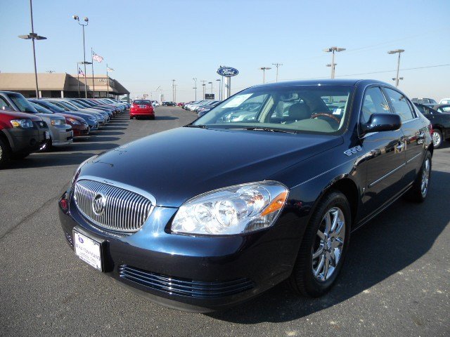 Buick Lucerne 2008 photo 2