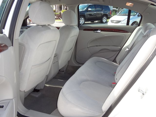 Buick Lucerne 2008 photo 3