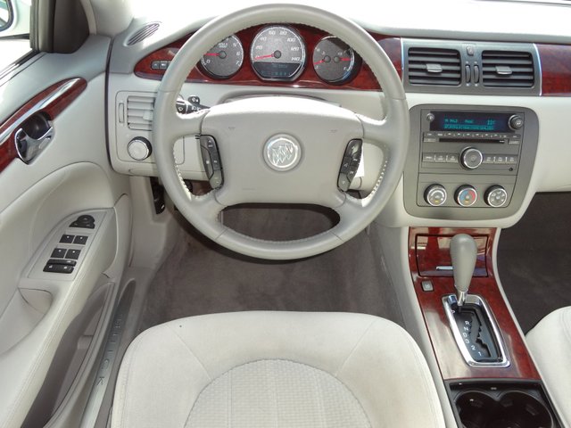 Buick Lucerne 2008 photo 4