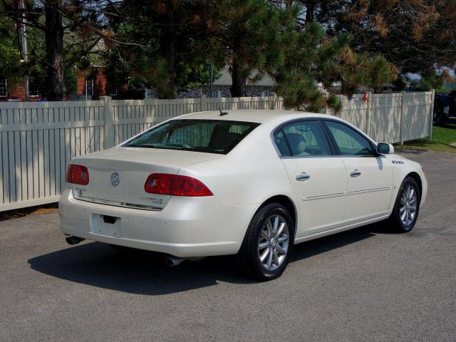 Buick Lucerne 2008 photo 2