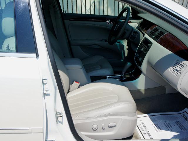 Buick Lucerne 2008 photo 3