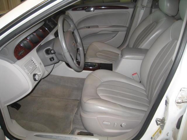 Buick Lucerne 2008 photo 2