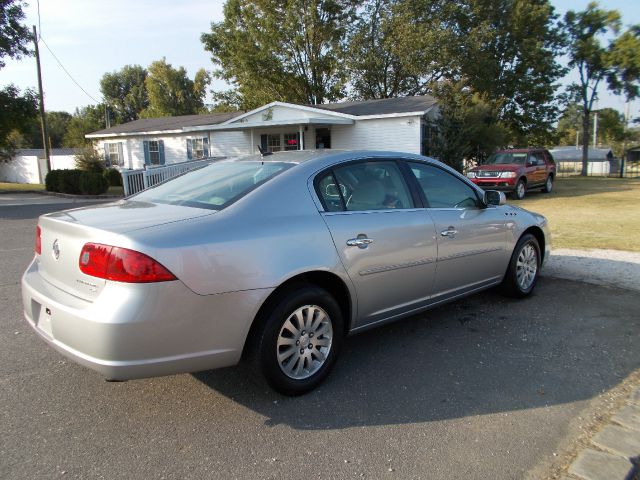 Buick Lucerne 2008 photo 2