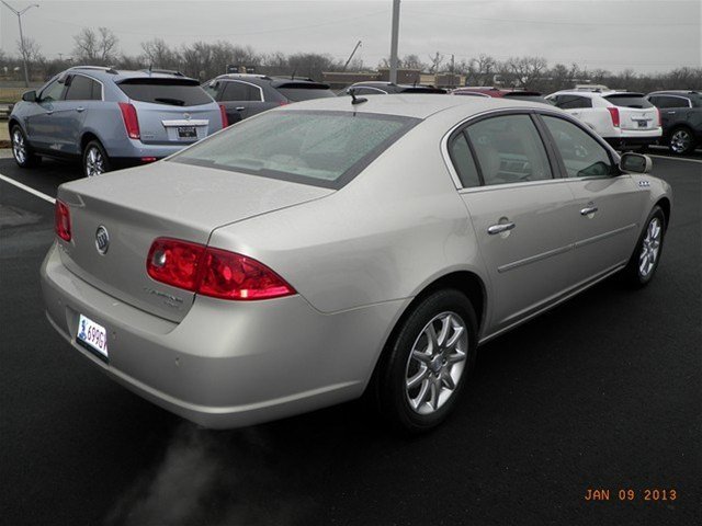 Buick Lucerne 2008 photo 2